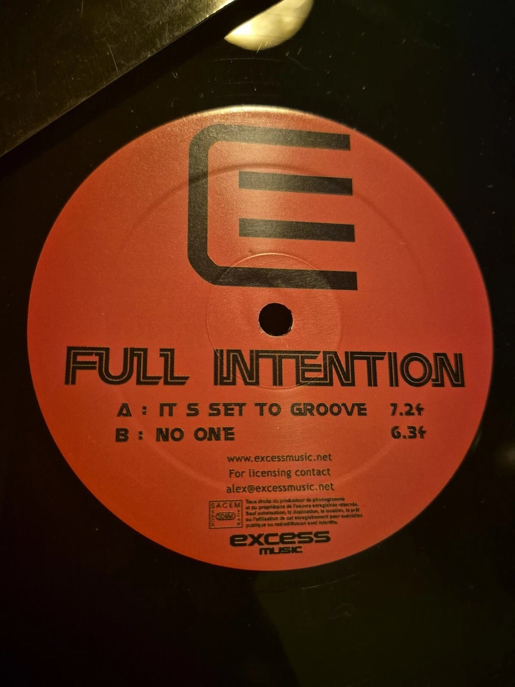 Full Intention - It's Set To Groove